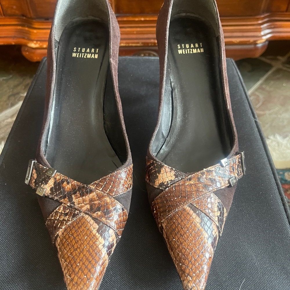 Stuart Weitzman Brown Suede Pumps with Snakeskin Detail